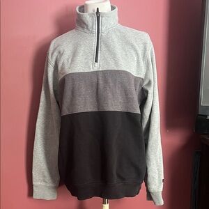 Russell Athletic Gray and Black Colorblock Quarter-Zip Sweatshirt M